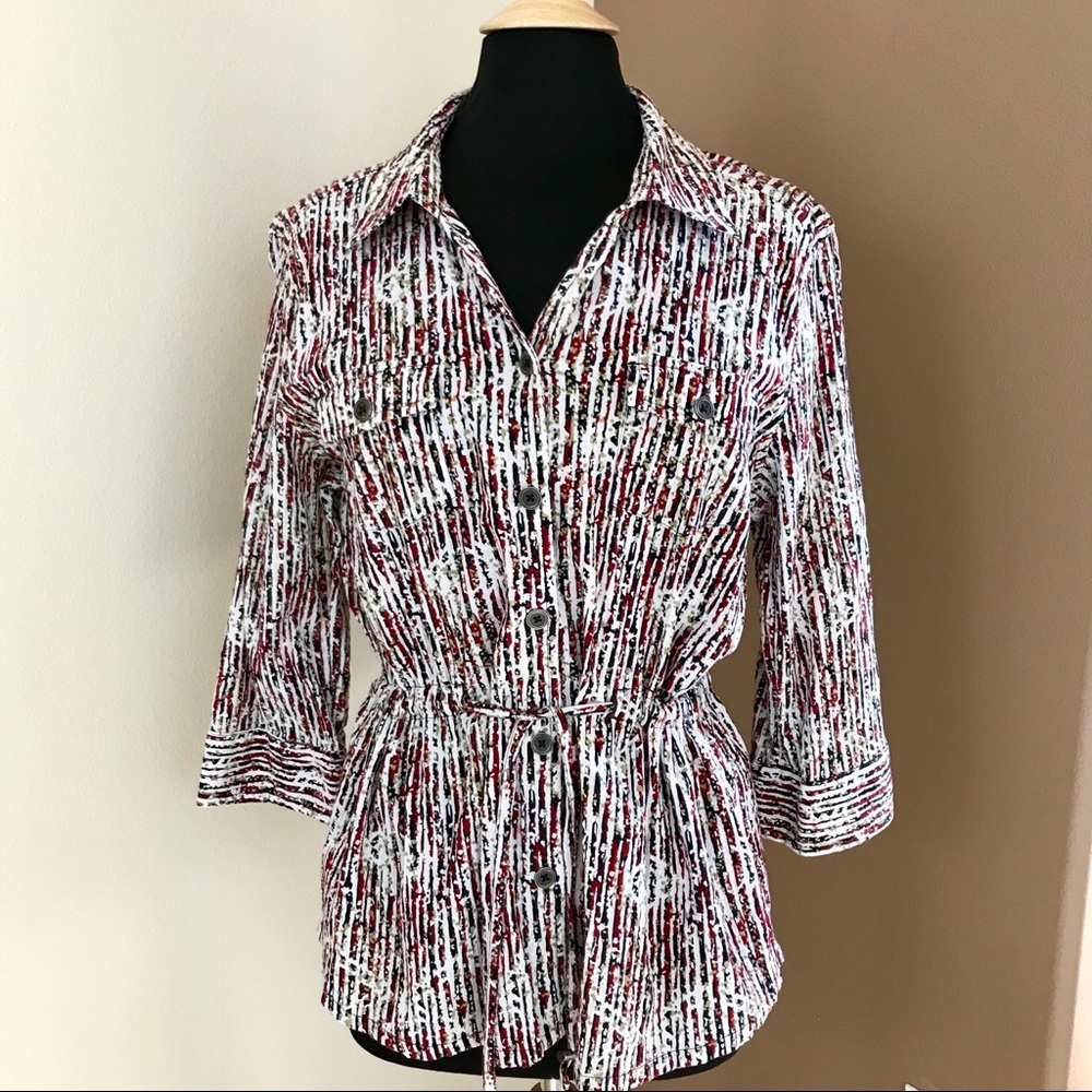 Christopher & Banks Textured Pull Toggle Top L